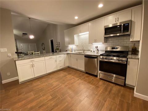 2804 Overview Ter, High Point, NC 27265 photo 21