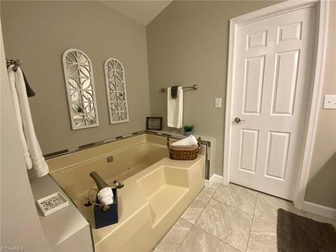 2804 Overview Ter, High Point, NC 27265 photo 30