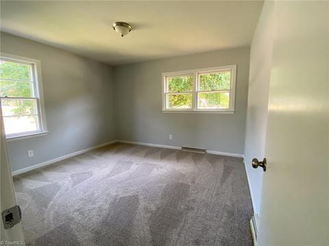 411 Oakview Rd, High Point, NC 27265 photo 20