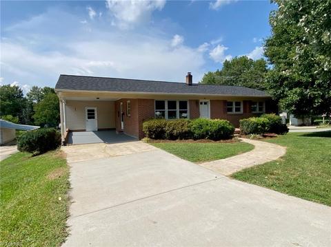 411 Oakview Rd, High Point, NC 27265 photo 2