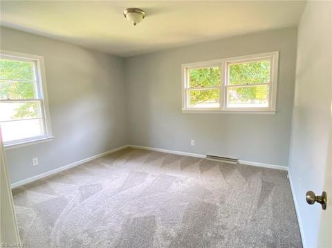 411 Oakview Rd, High Point, NC 27265 photo 24