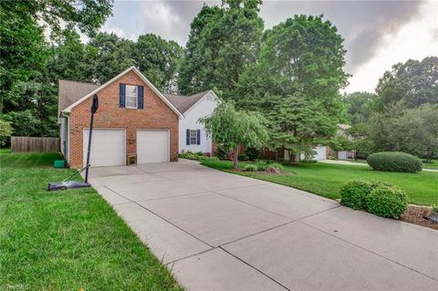 657 Nova Ave, High Point, NC 27265 photo 3