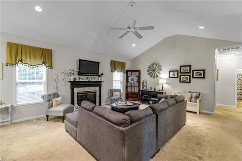 657 Nova Ave, High Point, NC 27265 photo 7