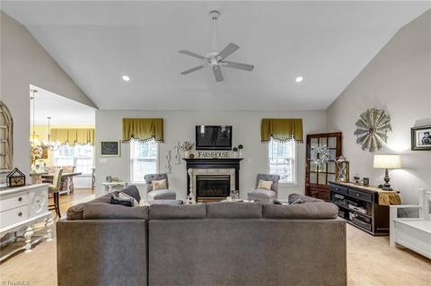657 Nova Ave, High Point, NC 27265 photo 8