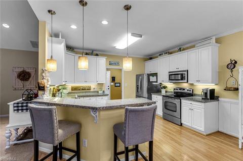 657 Nova Ave, High Point, NC 27265 photo 14
