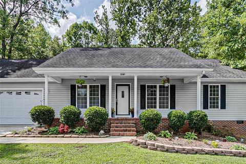 2287 Regency Dr, Randleman, NC 27317 photo 2