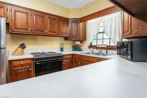 2530 Willard Rd, High Point, NC 27265 photo 24