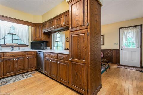 2530 Willard Rd, High Point, NC 27265 photo 19