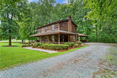 2530 Willard Rd, High Point, NC 27265 photo 3