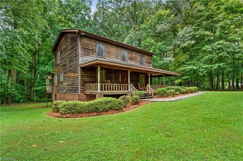 2530 Willard Rd, High Point, NC 27265 photo 4