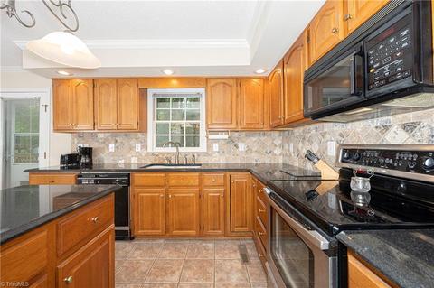 5253 Bridge Pointe Dr, Clemmons, NC 27012 photo 12