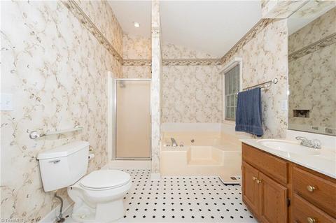 5253 Bridge Pointe Dr, Clemmons, NC 27012 photo 17
