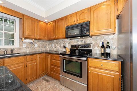 5253 Bridge Pointe Dr, Clemmons, NC 27012 photo 11