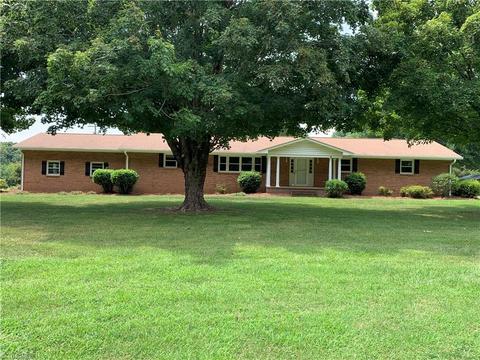 100 Kiser Rd, King, NC 27021 photo 1