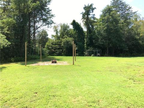 136 Brandy Ln, Madison, NC 27025 photo 21