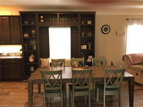 136 Brandy Ln, Madison, NC 27025 photo 7