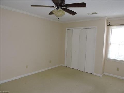 3178 Windchase Ct, High Point, NC 27265 photo 11
