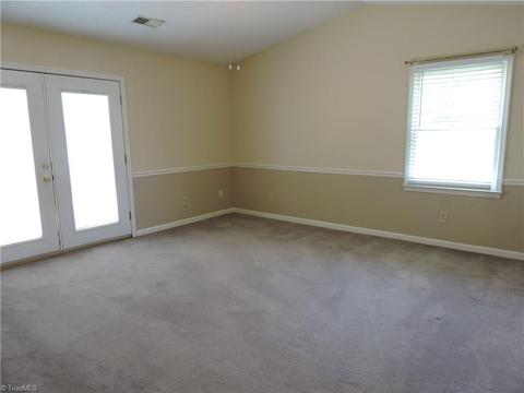 3178 Windchase Ct, High Point, NC 27265 photo 8
