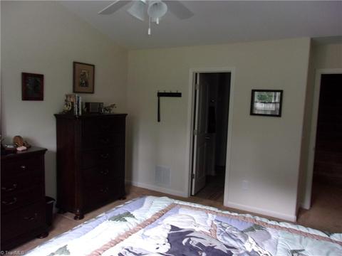 205 Weston Woods Cir, Trinity, NC 27370 photo 17