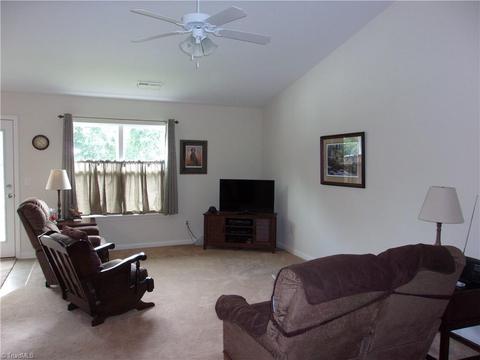 205 Weston Woods Cir, Trinity, NC 27370 photo 4