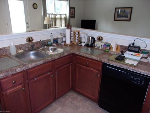 205 Weston Woods Cir, Trinity, NC 27370 photo 10