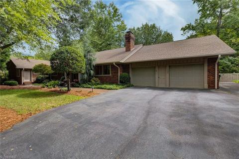 1500 Heathcliff Rd, High Point, NC 27262 photo 2