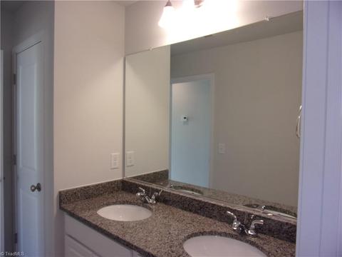 3749 Streamside Dr, Thomasville, NC 27360 photo 26