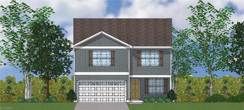 3749 Streamside Dr, Thomasville, NC 27360 photo 3