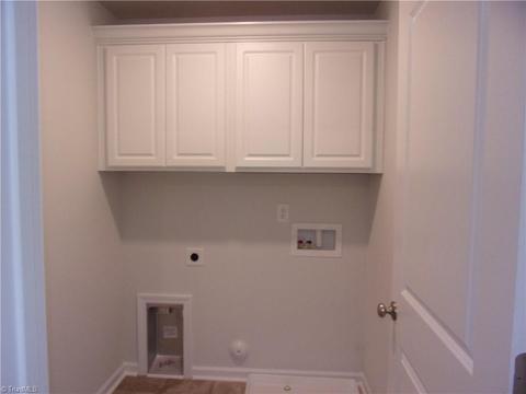 3749 Streamside Dr, Thomasville, NC 27360 photo 35