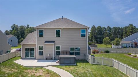 3407 Lamplight Way, High Point, NC 27265 photo 39