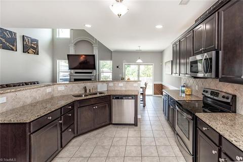 3407 Lamplight Way, High Point, NC 27265 photo 17