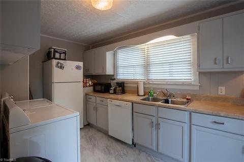 608 Baker Rd, Archdale, NC 27263 photo 8