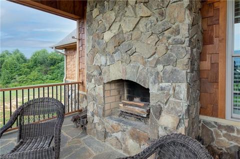 285 Whitaker Rd, Pinnacle, NC 27043 photo 14