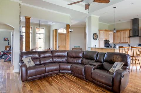 285 Whitaker Rd, Pinnacle, NC 27043 photo 7