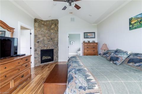 285 Whitaker Rd, Pinnacle, NC 27043 photo 18
