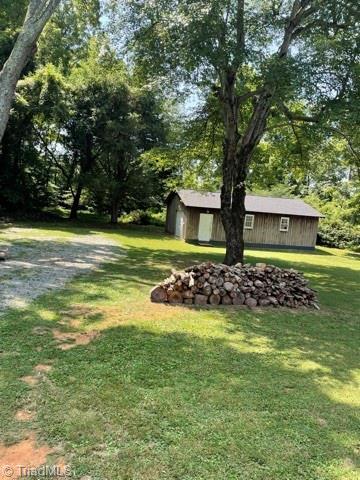 110 Arthur Dr, Thomasville, NC 27360 photo 6