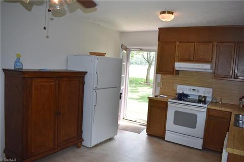 115 Allen Ln, State Road, NC 28676 photo 8
