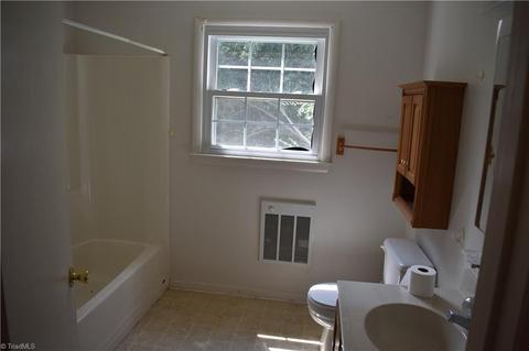 115 Allen Ln, State Road, NC 28676 photo 9