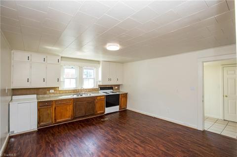 330 Hodgin St, High Point, NC 27262 photo 8