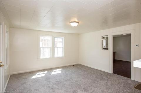 330 Hodgin St, High Point, NC 27262 photo 4