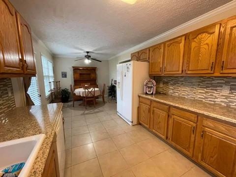 1025 Evergreen Ln, King, NC 27021 photo 6