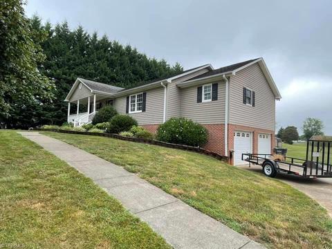 1025 Evergreen Ln, King, NC 27021 photo 39