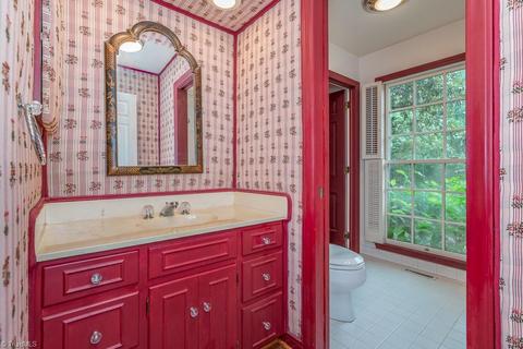 1231 Devonshire Ave, High Point, NC 27262 photo 22
