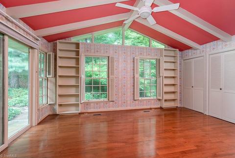 1231 Devonshire Ave, High Point, NC 27262 photo 14