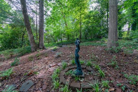 1231 Devonshire Ave, High Point, NC 27262 photo 27