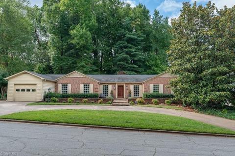 1231 Devonshire Ave, High Point, NC 27262 photo 2
