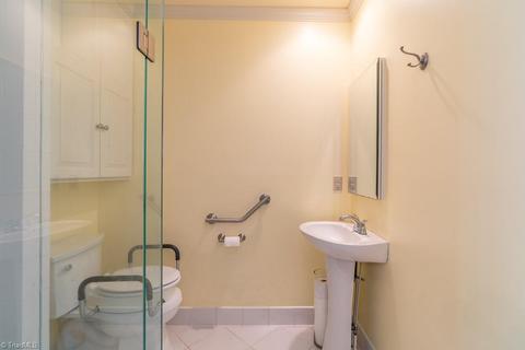 1231 Devonshire Ave, High Point, NC 27262 photo 19