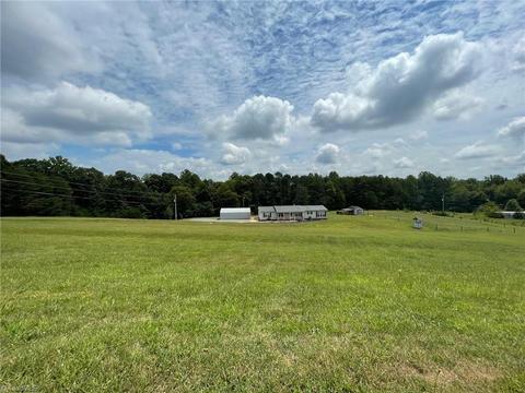 1564 Wall Loop Rd, Walnut Cove, NC 27052 photo 29