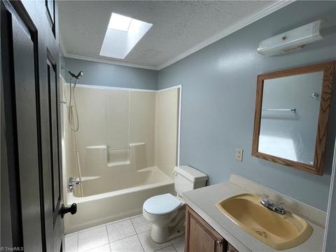 1564 Wall Loop Rd, Walnut Cove, NC 27052 photo 19