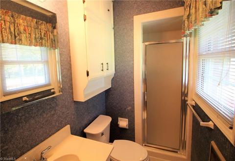 707 Summit Rd, High Point, NC 27265 photo 18